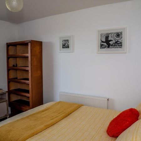 Finest Retreats - Western Watch - Sea Views, Pets Accepted, Sleeps 6 Lower Boscaswell Exterior photo